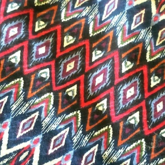 4@30.00 or 20.00 Ladies Blouse by CODE BLUE - Picture 9 of 11